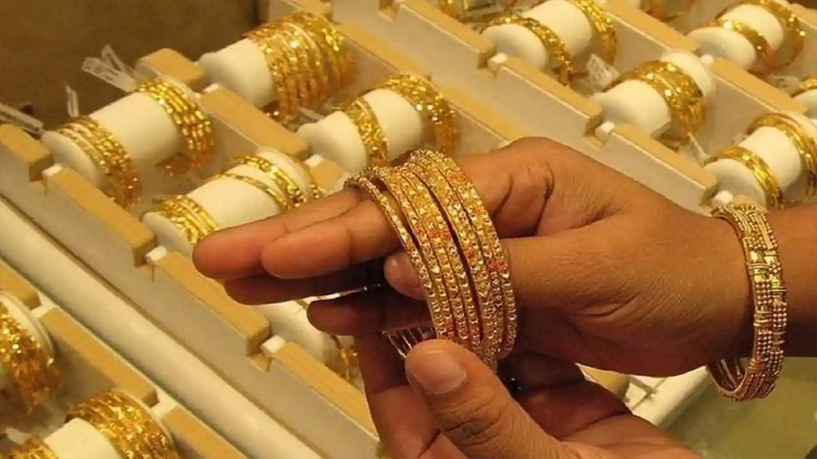 طلای کم‌اجرت چیست؟ تعریف دقیق و کاربرد آن